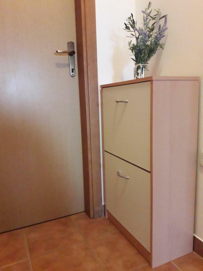Apartman Lean Пула Екстериор снимка